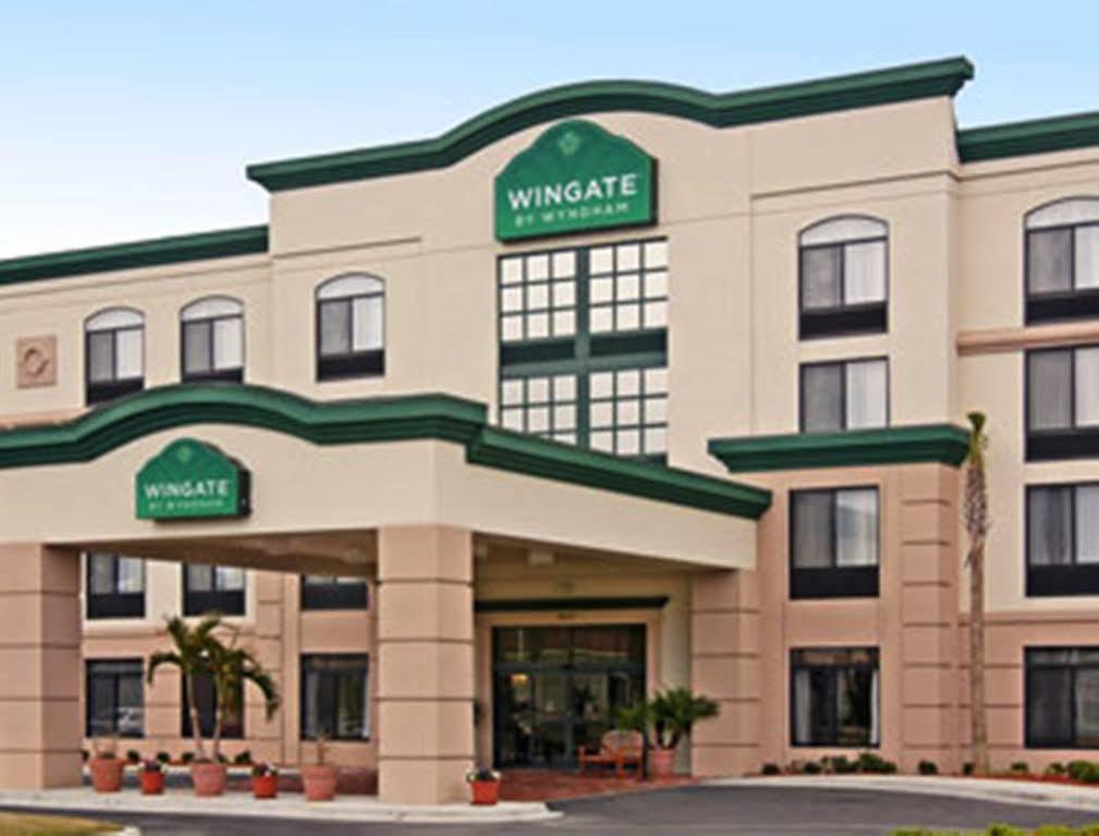 Wingate By Wyndham Panama City Area Lynn Haven Hotel Exterior photo