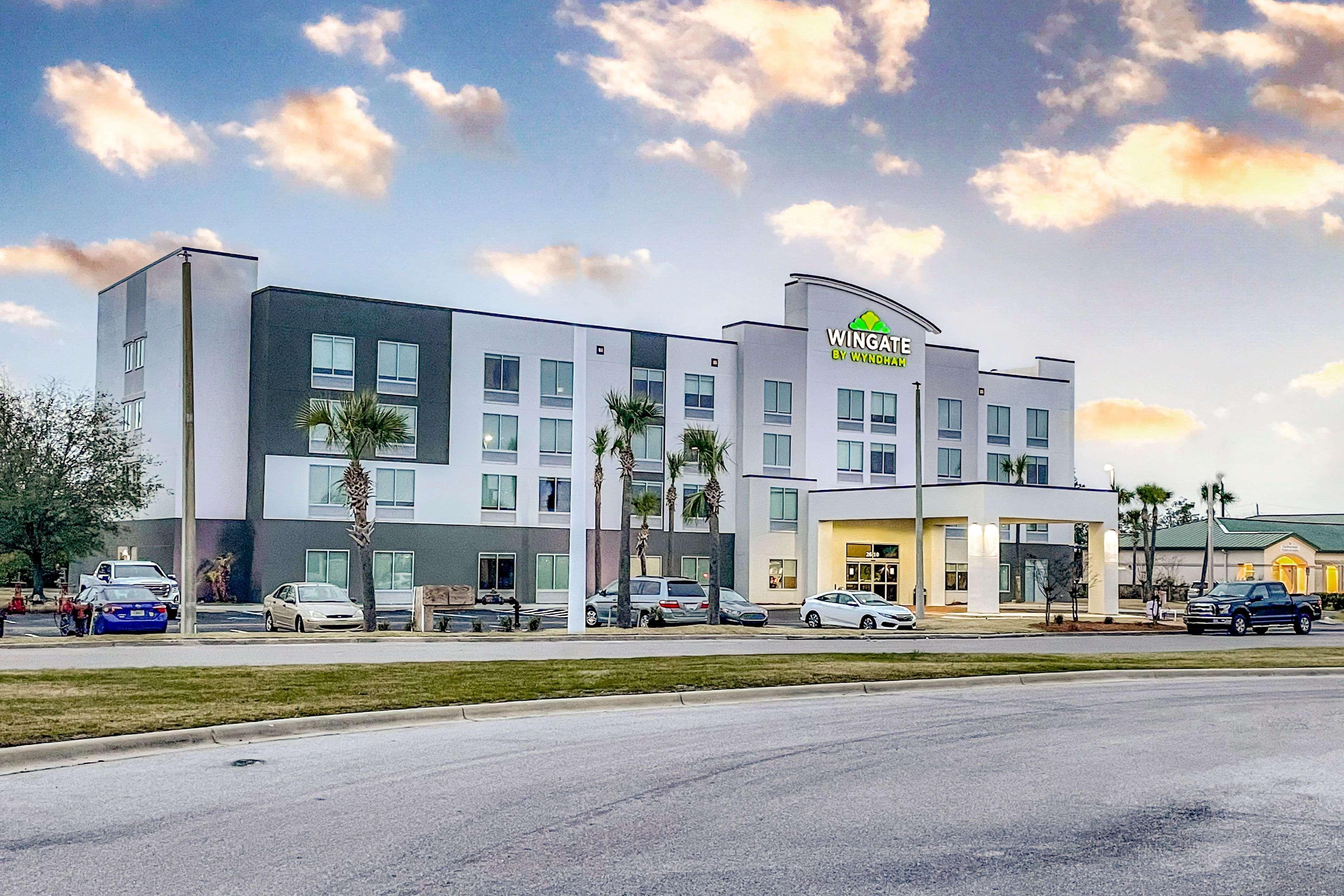 Wingate By Wyndham Panama City Area Lynn Haven Hotel Exterior photo